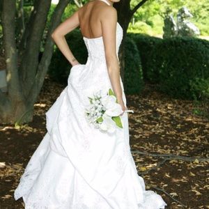 David's Bridal Size 0 Wedding Dress